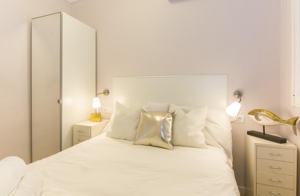 Apartamento Atico Atocha con Terraza Madrid Habitación foto